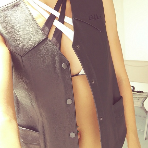 💀Leather Vest💀 - Picture 4 of 4